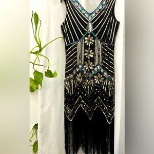 VINTAGE
20s Antoinette Beaded FlapperDress Black/Gold Jrs M